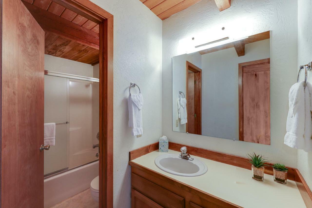 Resort's Tennis Village 53 Holiday home Sunriver